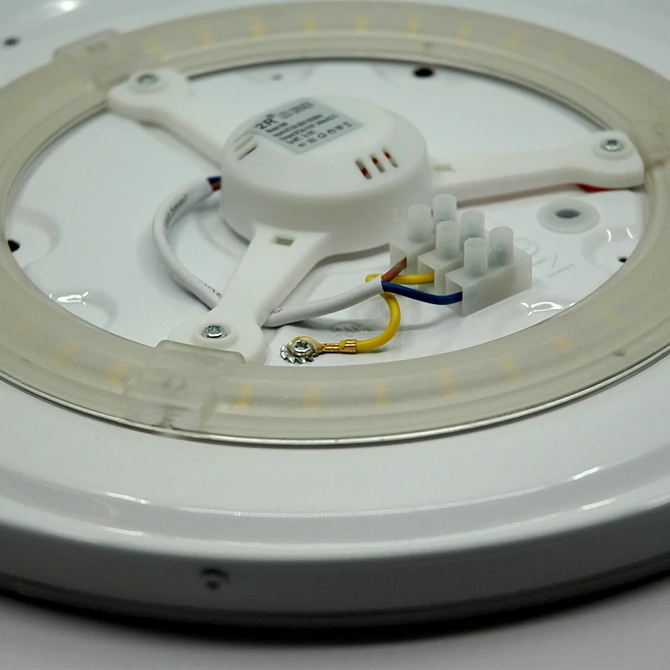 GALERA GB 8W 4500K Lencselámpa