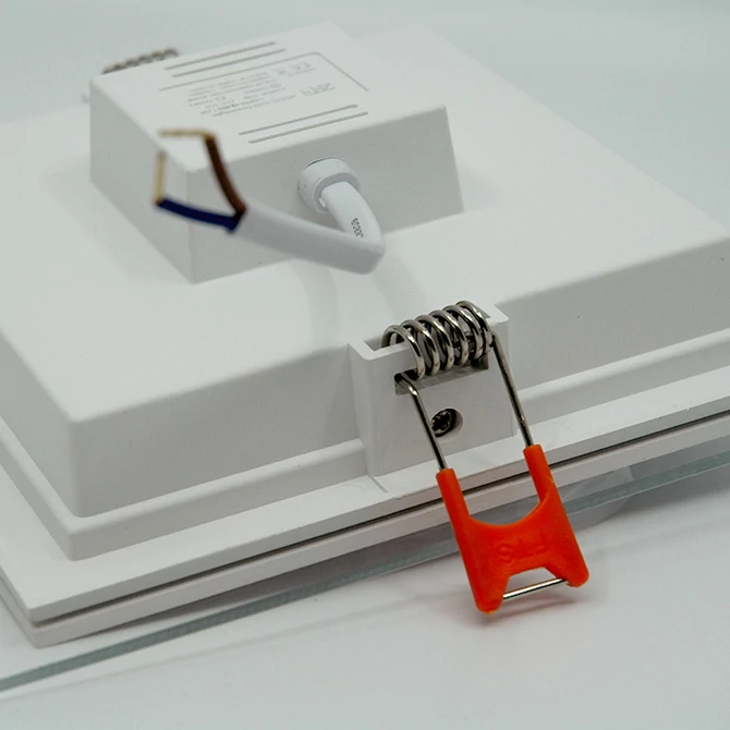 CAPRI GLASS S 18W 4500K szögletes mélysugárzó