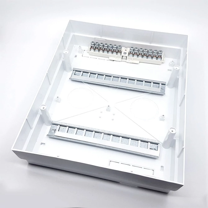 PRO BOX 24 modulos falon kívüli elosztó doboz Fehér