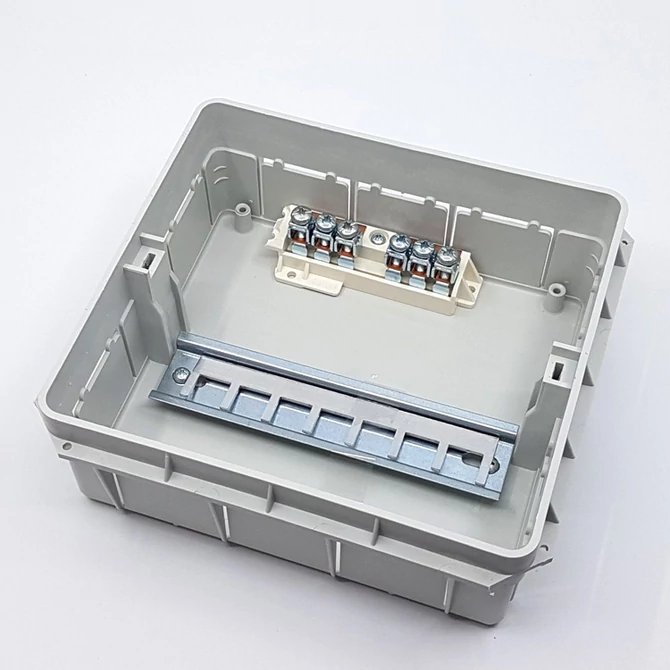 PRO BOX DELUX 8 modulos süllyesztett elosztó doboz Tölgy