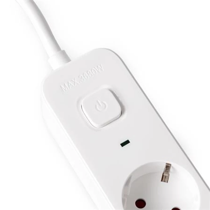 Elosztósor, 4 aljzat, 1,5 m, USB, kapcsolóval, ENTAC, fehér