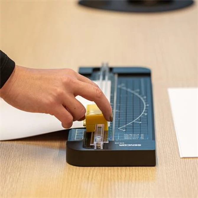 Vágógép, görgős, A4, 5 lap, SENCOR 