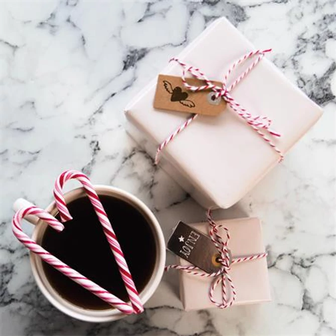 Bélyegző, kirakós, 10 motívummal, 