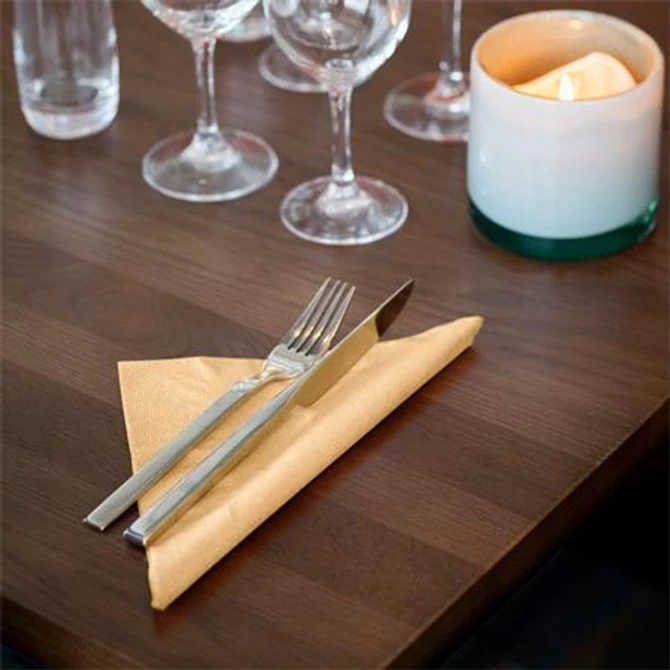 Szalvéta, 1/4 hajtogatott, 3 rétegű, 32,5x32,8 cm, Advanced, TORK 