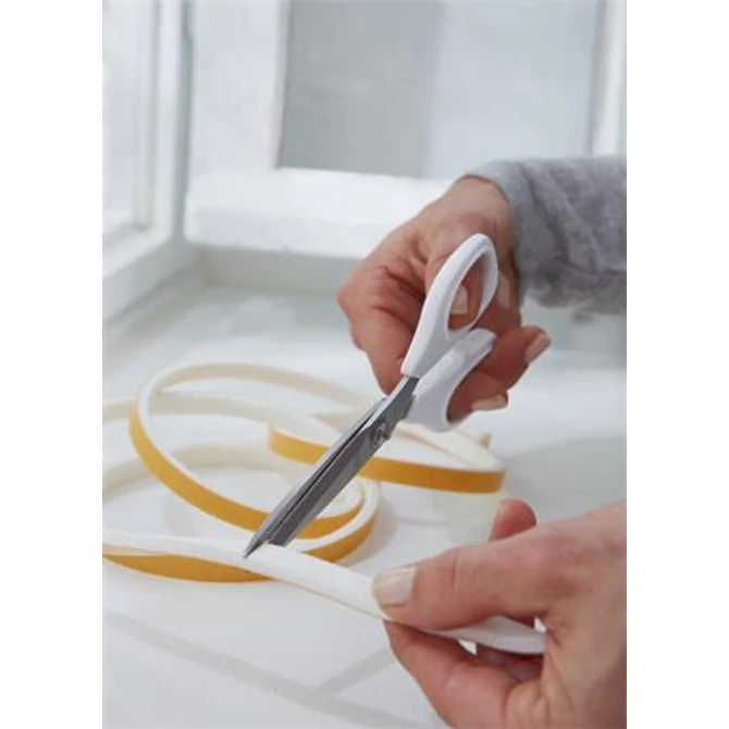 Ajtó- és ablaktömítő habszivacs, 15 mm x 10 m, TESA 