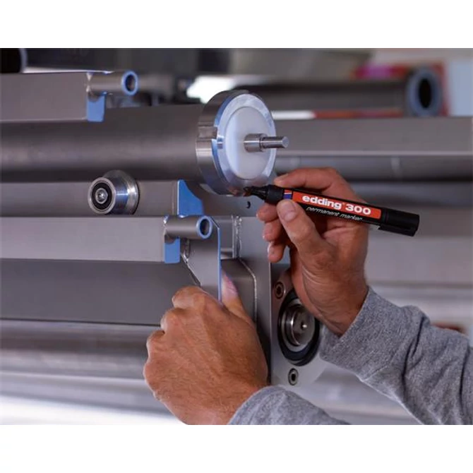 Alkoholos marker, 1,5-3 mm, kúpos, EDDING 